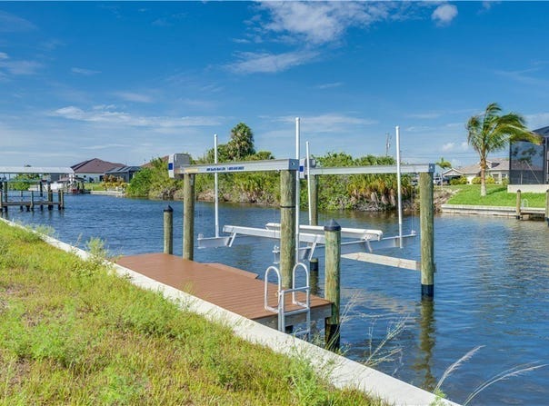 1217 NW 33rd Avenue, Cape Coral, FL 33993