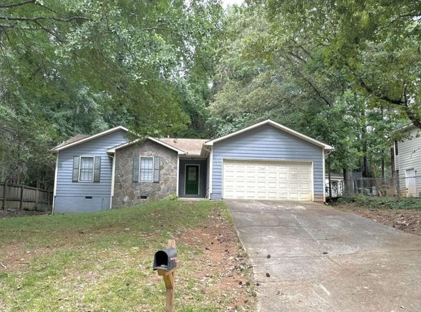 7461 Cardinal, Riverdale, GA 30274