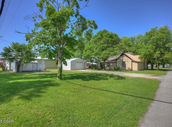 122 N Main Street, Jasper, MO 64755