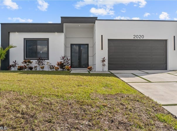 2020 Tropicana Parkway W, Cape Coral, FL 33993