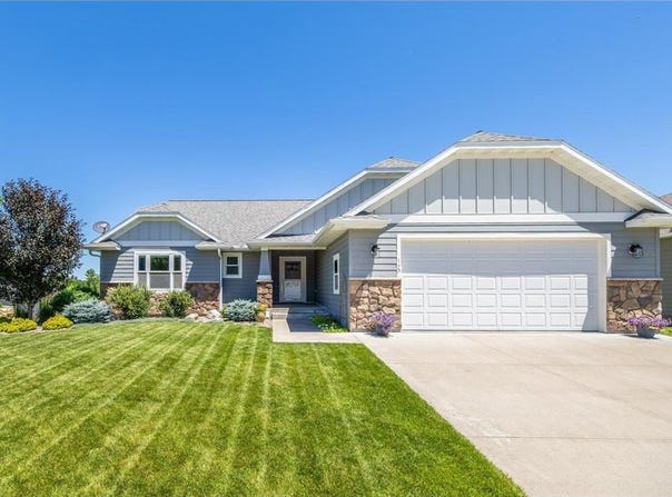 115 Emerald Lake Drive, Lake City, MN 55041