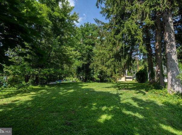 742 MARSHALL DRIVE, WEST CHESTER, PA 19380