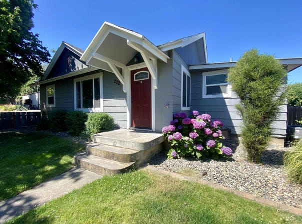 222 S Garden Ct., Lewiston, ID 83501