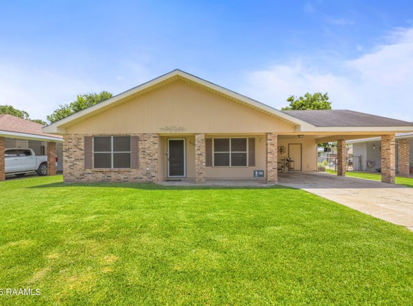 111 Winsor Drive, Lafayette, LA 70507