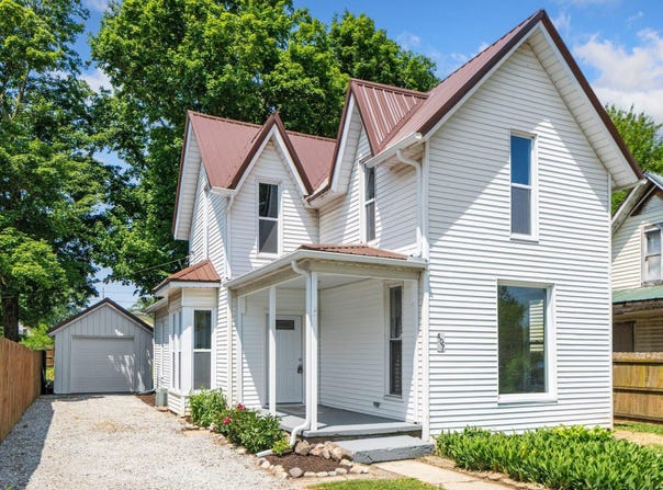 407 N Broadway Street, Mentone, IN 46539