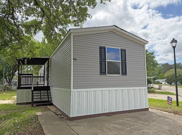 5885 Lavey Lane, Baker, LA 70714