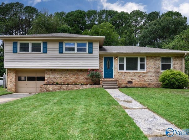 319 Forrest Park Court NW, Huntsville, AL 35806