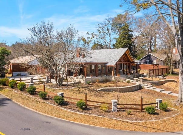 942 Hardwick Circle, DALTON, GA 30720