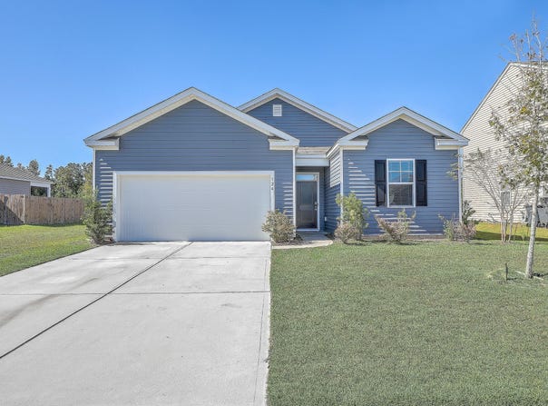 124 Pontoria Drive, Knightsville, SC 29483