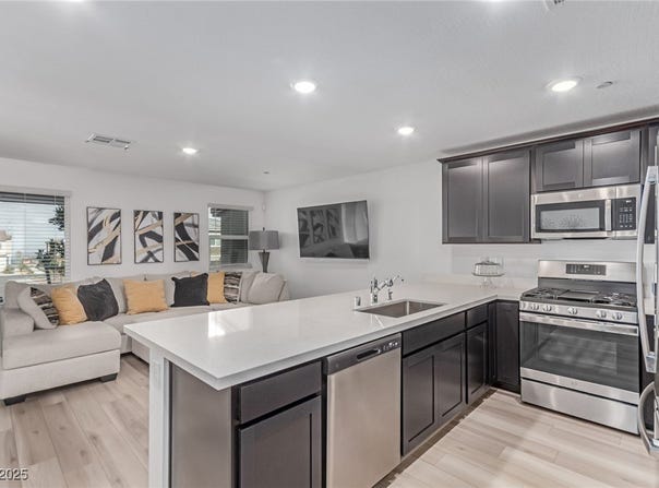 6150 Foxes Dale Street, Las Vegas, NV 89166