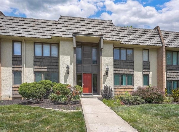 462 W 104th Street, Kansas City, MO 64114