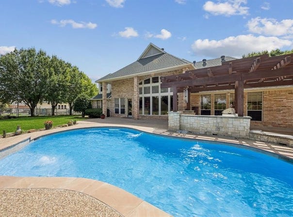 613 Edgewood Lane, Ovilla, TX 75154