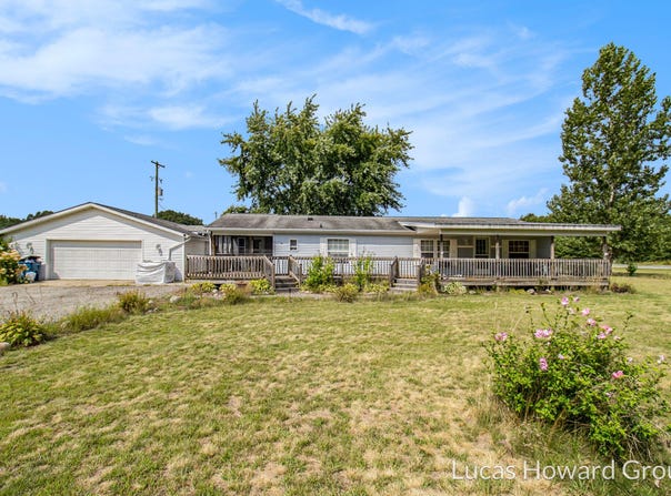 9475 Jones Road, Howard City, MI 49329