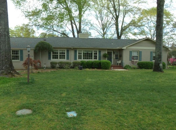 2014 Eastmeade Avenue SE, Decatur, AL 35601