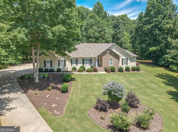 135 Planters Ridge, Lagrange, GA 30240