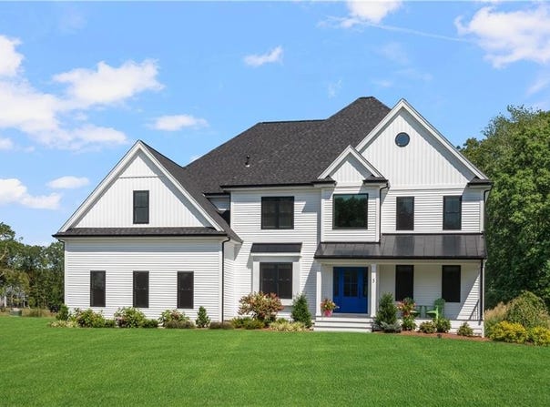 3 Bucklin Drive, Rehoboth, MA 02769