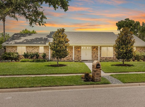 125 WHITE OAK CIRCLE, MAITLAND, FL 32751