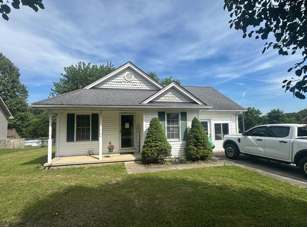 151 Village Circle Rd, Glasgow, KY 42141