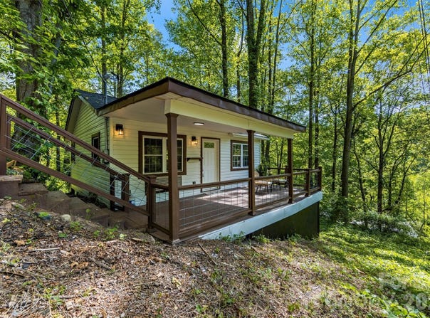 193 Sams Hill, Sylva, NC 28779