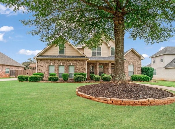 555 MICHELE LANE, Reno, TX 75462