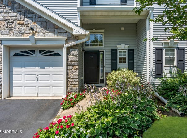 43 Capica Court, South Amboy, NJ 08879