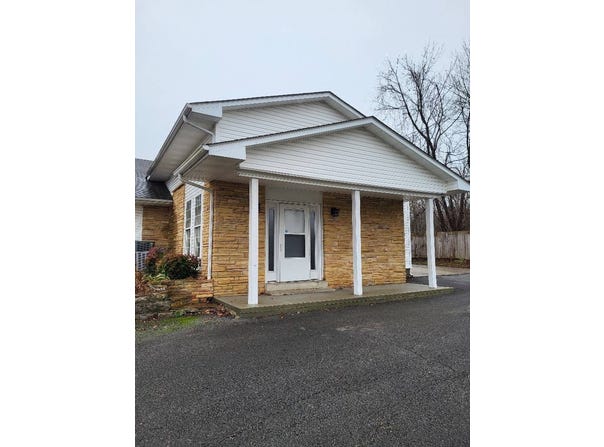 120 W Cumberland Ave., Jamestown, KY 42629