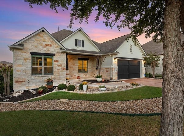 201 Glenfiddich LN, Austin, TX 78738
