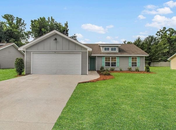 352 Pecan Pointe Drive, Brunswick, GA 31525
