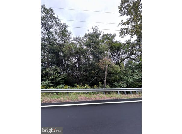 1 1 GORDON Avenue, GORDONSVILLE, VA 22942