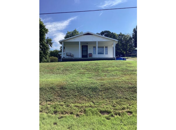 218 North 6th Street, Central City, KY 42330