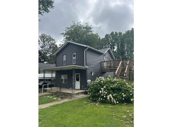 1792 Hill Ave, Albany, OH 45710