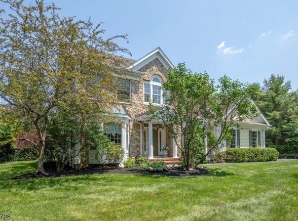4 Dogwood Ct, Bernardsville Boro, NJ 07924-2809