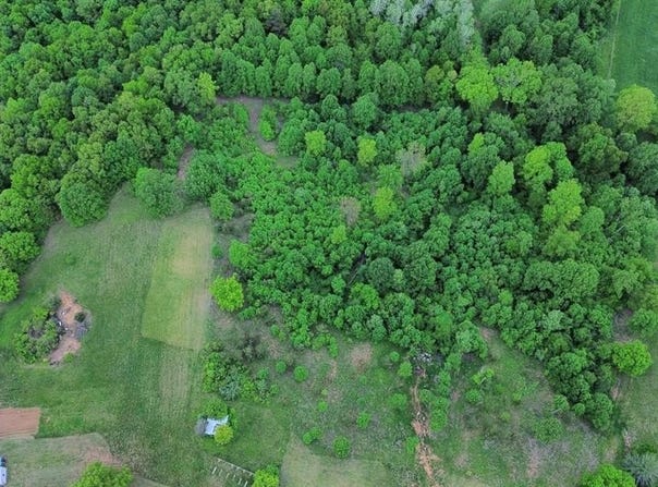 5890 HWY 144 E, Hawesville, KY 42348
