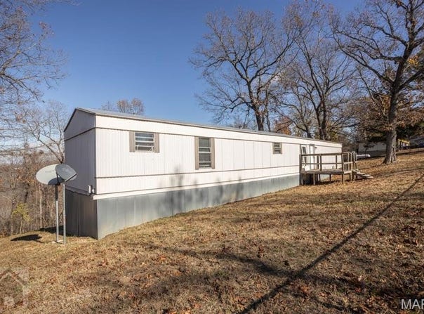14445 Harvey Drive, Dixon, MO 65459