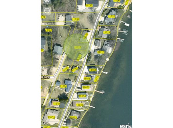 11717 Maywood Drive NE, Sparta, MI 49345