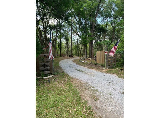 17929 County Road 64, Loxley, AL 36551