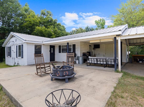 11932 Wisteria, Ore City, TX 75683