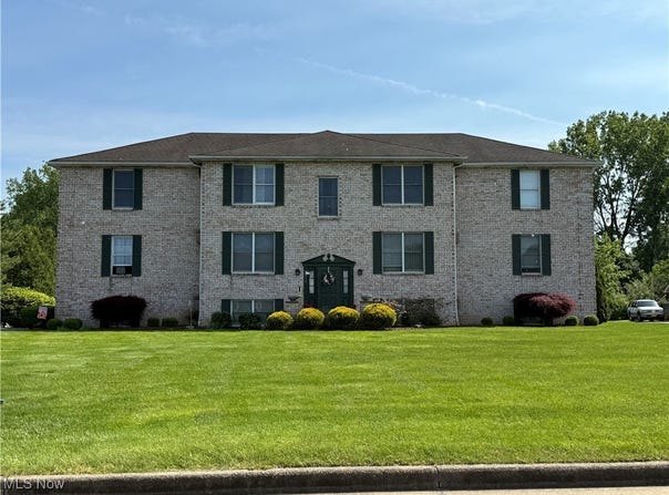 912 Pearson Circle unit: 5, Boardman, OH 44512