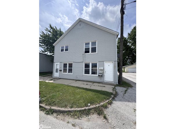 214 W Jefferson Street, Osceola, IA 50213