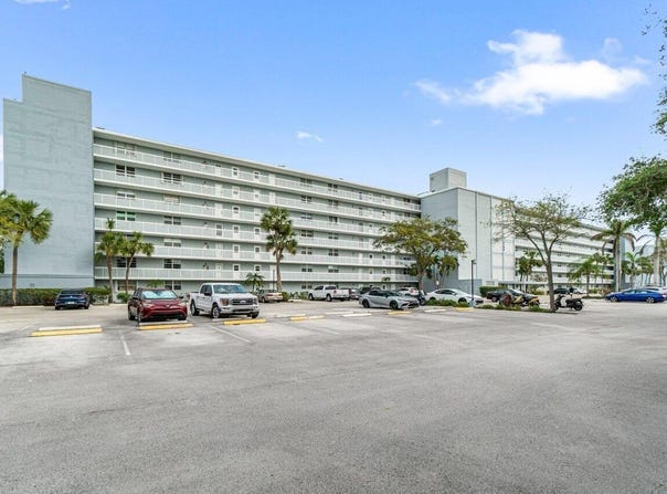 5700 NW 2nd Avenue, Boca Raton, FL 33487