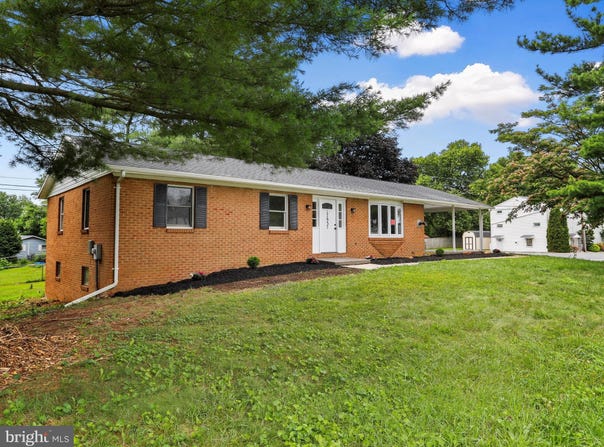 17937 LEONA AVENUE, MAUGANSVILLE, MD 21767