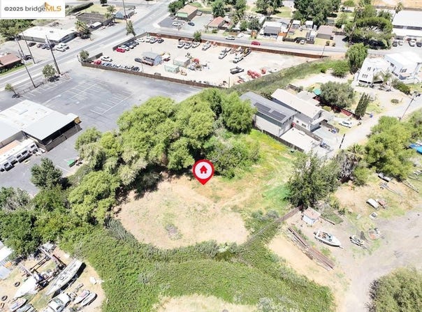 424 Park Ln, Bethel Island, CA 94511