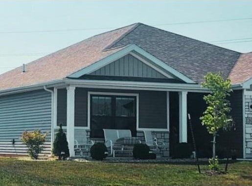 2011 Linchel Ct, Angola, IN 46703