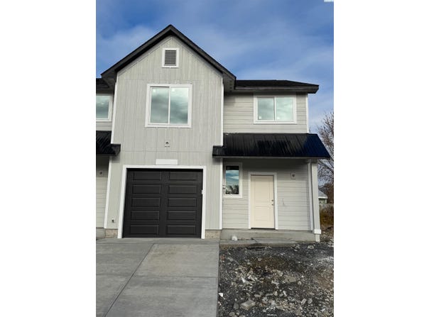 3471 W 6th Place, Kennewick, WA 99336