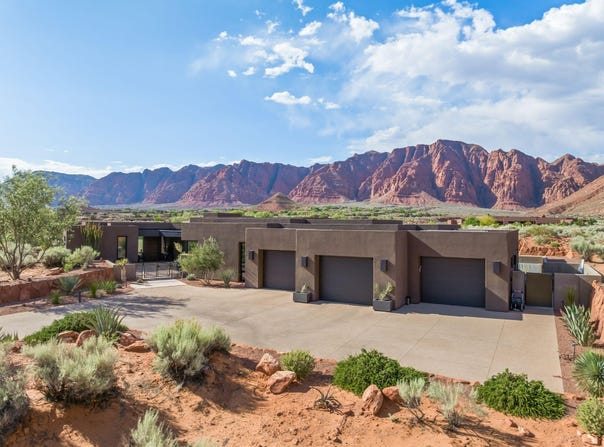 746 W WICASA Way, Ivins, UT 84738