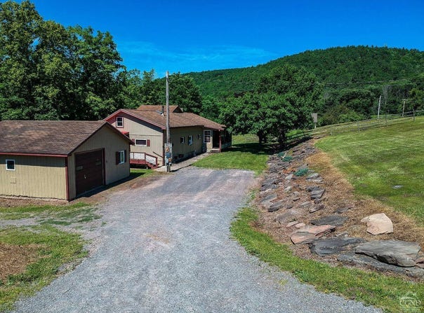 13681 Route 23, Prattsville, NY 12468