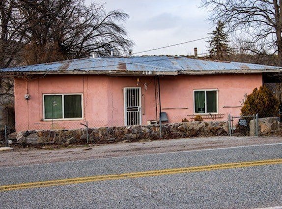 152 NM-75, Dixon, NM 87527