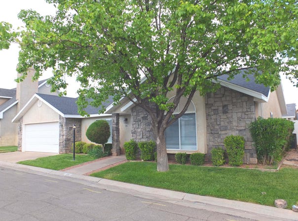 2050 W Canyon View DR, St George, UT 84770
