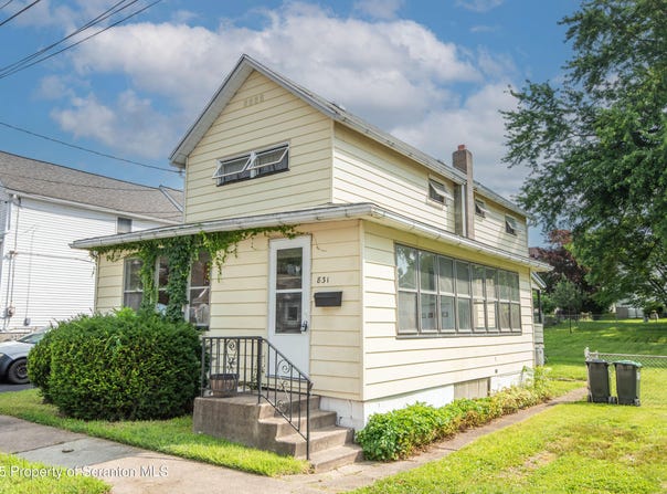 831 N Walnut Street, Luzerne, PA 18709