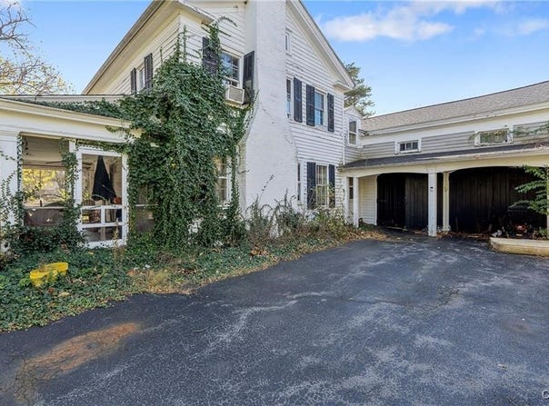 4909 South Avenue, Onondaga, NY 13215